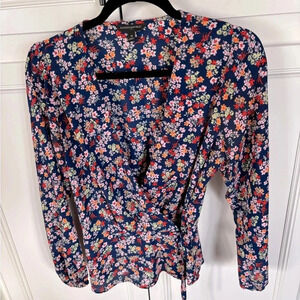 Women’s Wrap Top, peplum style, navy with floral pattern - Banana Republic